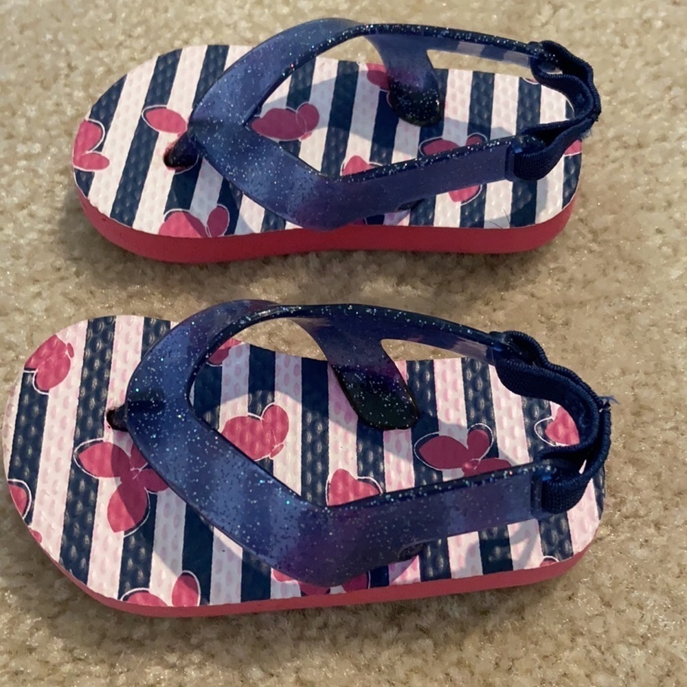 EUC Infant Flip flops - Picture 2 of 5